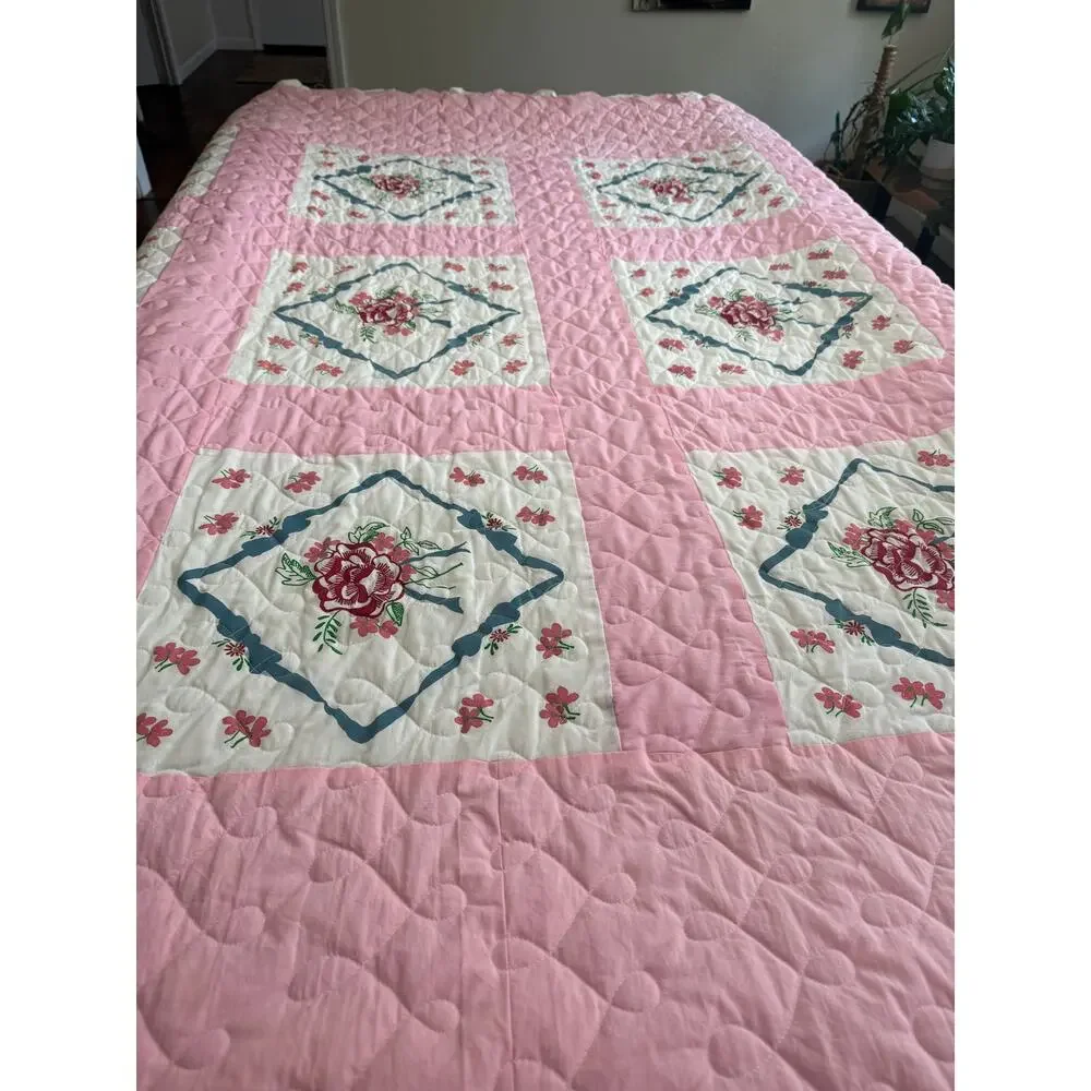 Vintage Hand Painted Floral Quilt Prairie Point Edge Cottagecore Queen 92 x 90